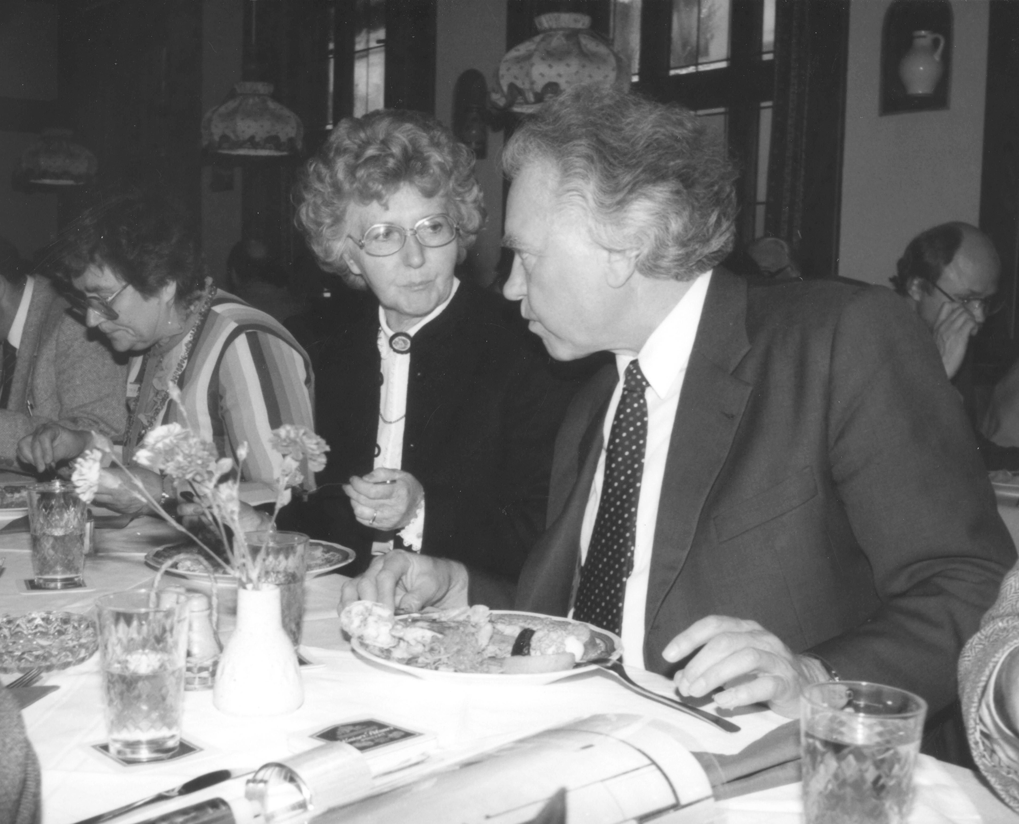 Marianne Englert 1984 in Frankfurt (mit Booms)