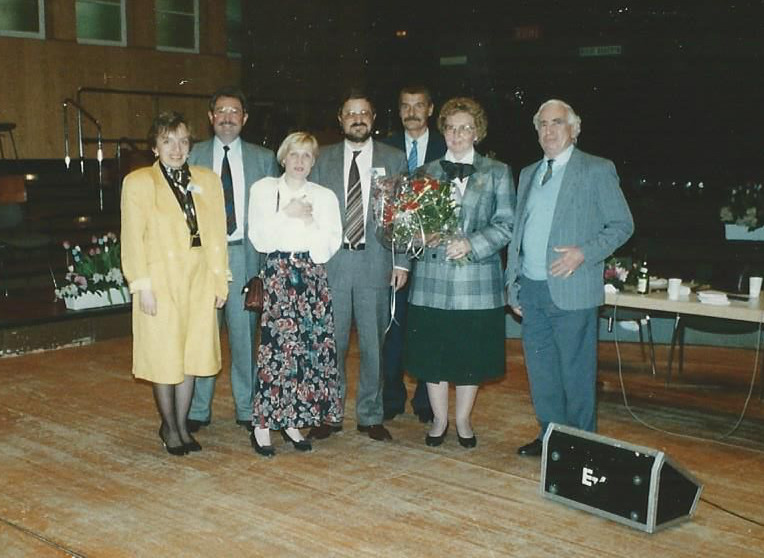 Marianne Englert 1990 in Wiesbaden (mit Hanna Klenk, Heiner Schmitt, Eckhard Lange)