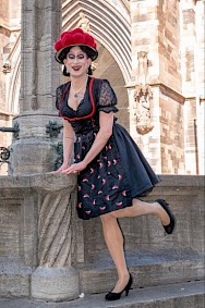 © Betty_BBQ_Pressebild_BRUNNEN_MUENSTERPLATZ_Fotostudio_SKUB_Freiburg